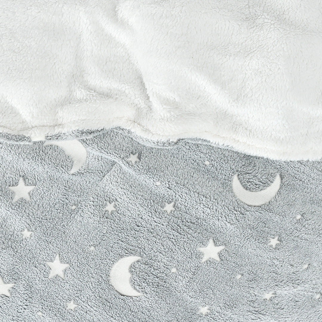 Cuddles & Cribs -Teddy Fleece Comforter Set - Glow in the dark Front